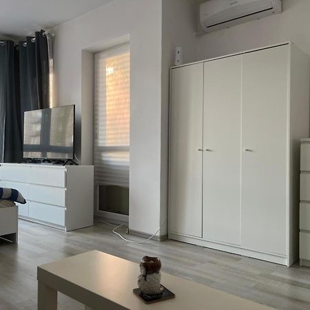 Апартаменты One Rent Брашов Экстерьер фото